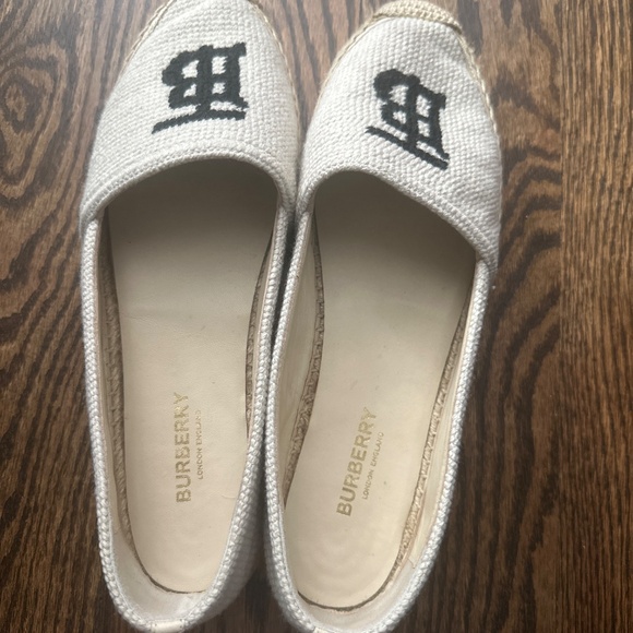 Burberry Tabitha Emb Espadrille - Picture 12 of 14